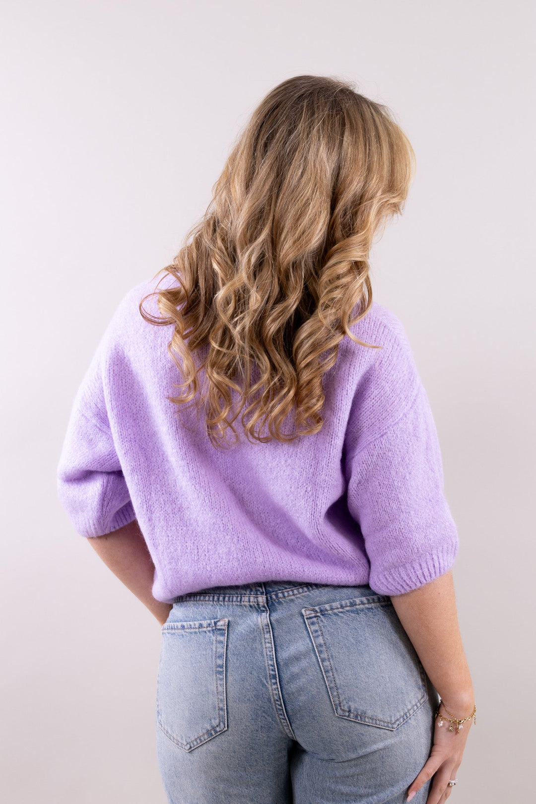 Basic Knitted Sweater - Short Sleeve